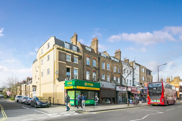 Shop For Sale In Central London Elephant And Castle Pound 395 000